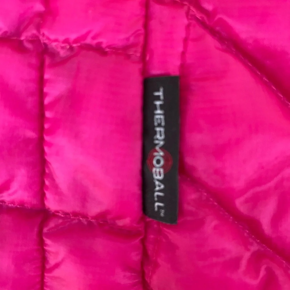 The North Face Thermoball Women's Pink Quilted Jacket - Picture 6 of 8